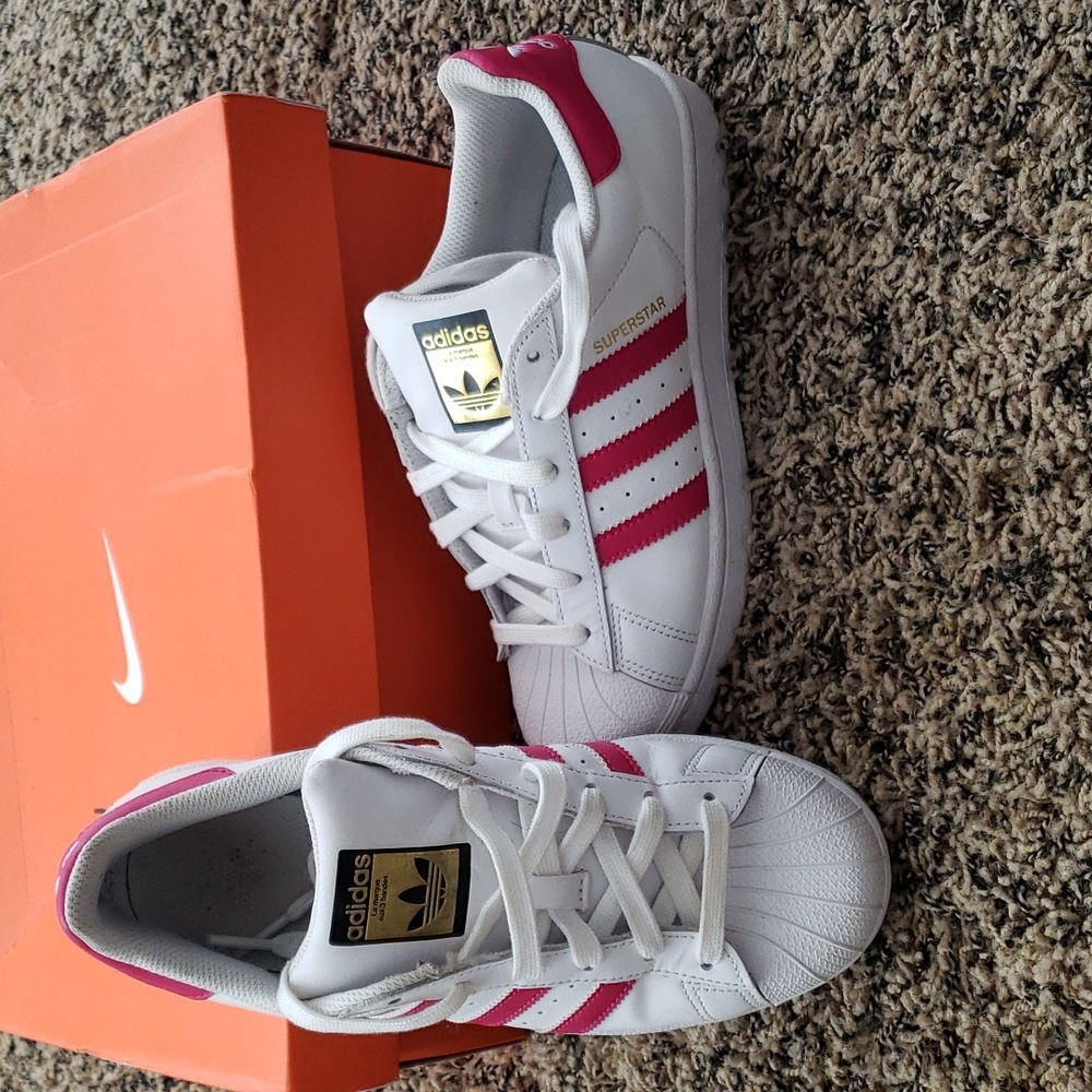 ADIDAS SUPERSTAR SHOES